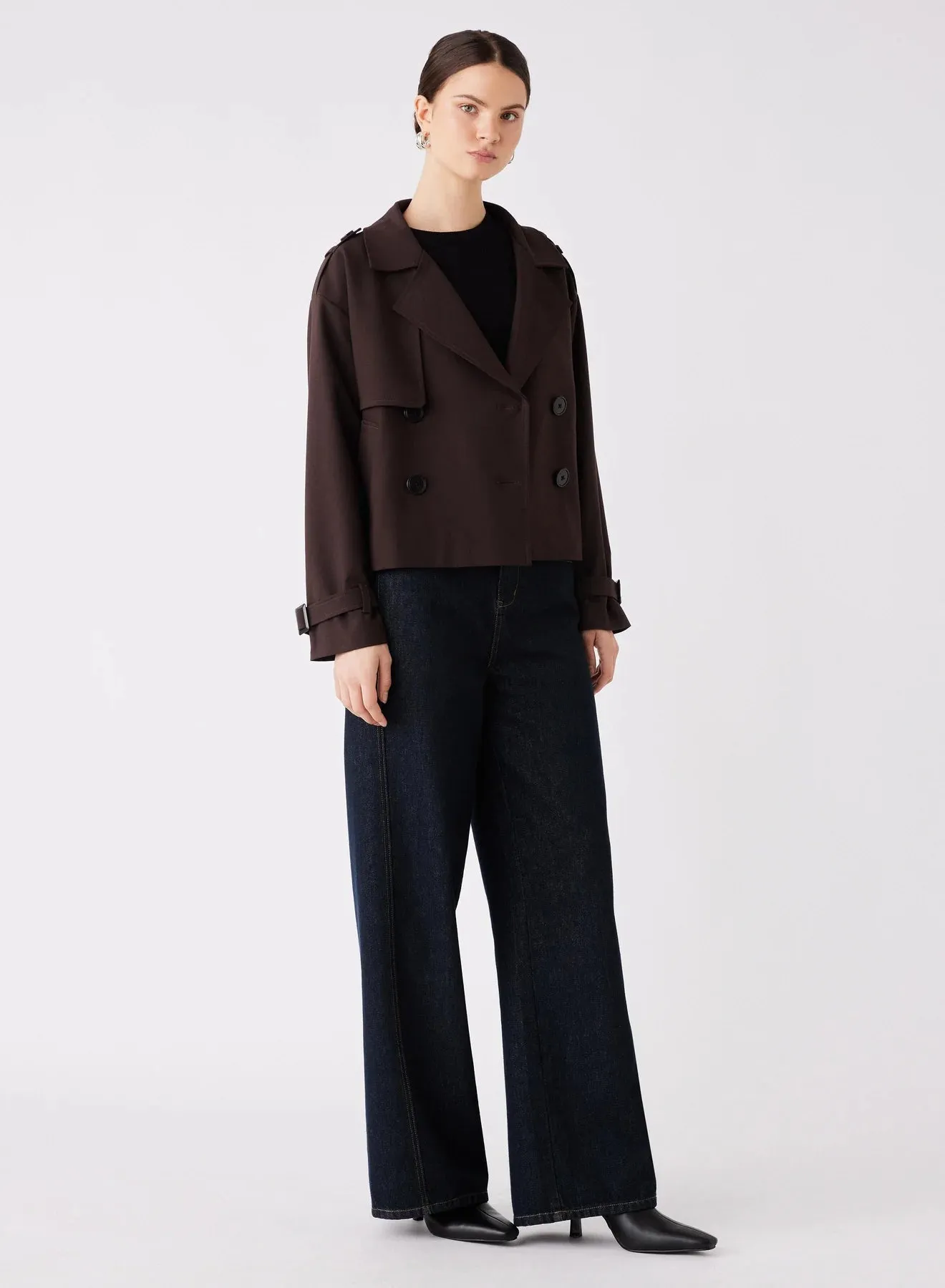 Avenue Cropped Trench