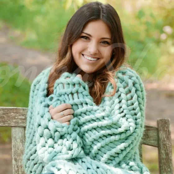 Chunky Knit Throw ~ Aqua