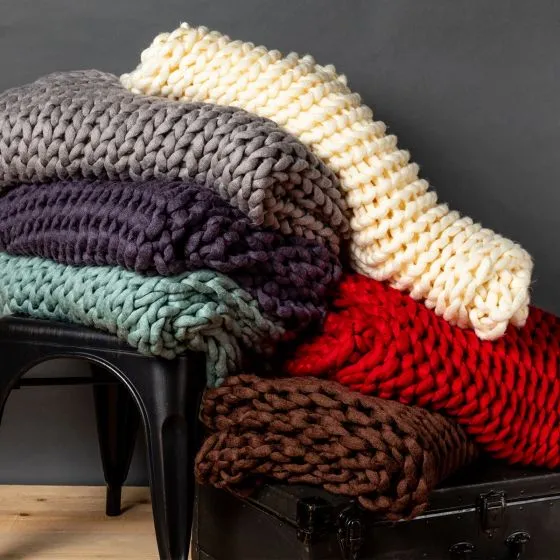 Chunky Knit Throw ~ Taupe