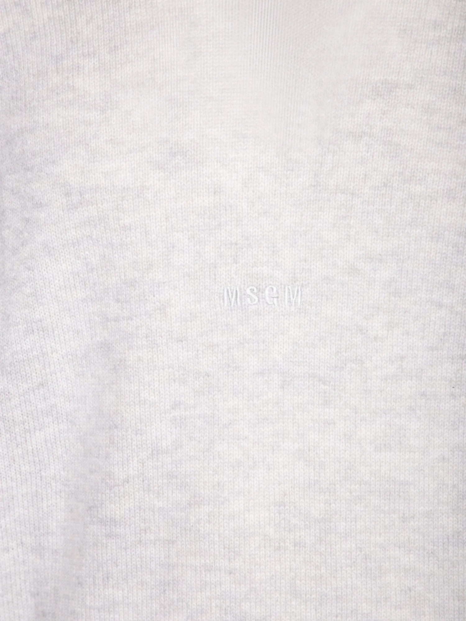 Contrasting edges grey pullover