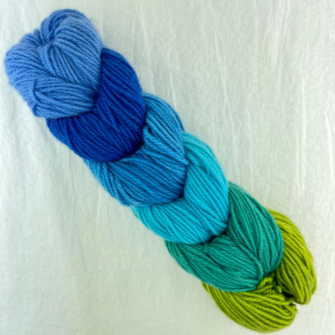 Endless Ombré Cowl/Scarf Knitting Kit | Jade Sapphire Mini Ombré Collection & Knitting Pattern