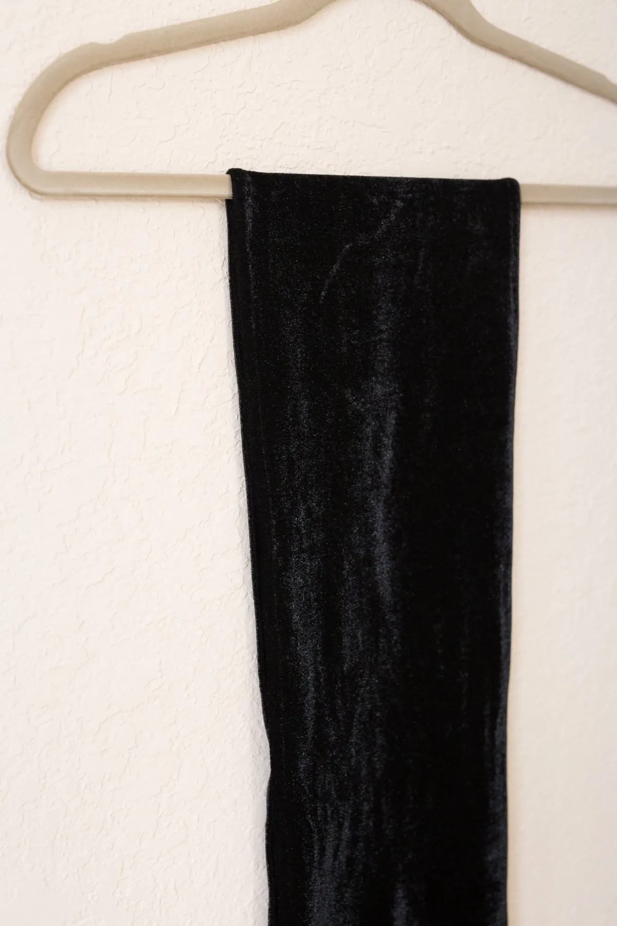 Lilly Wrap - Black Velvet
