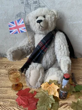Log Cabin Bear - signed by Linda S Stafford 1993 (Limited Edition 20/25)