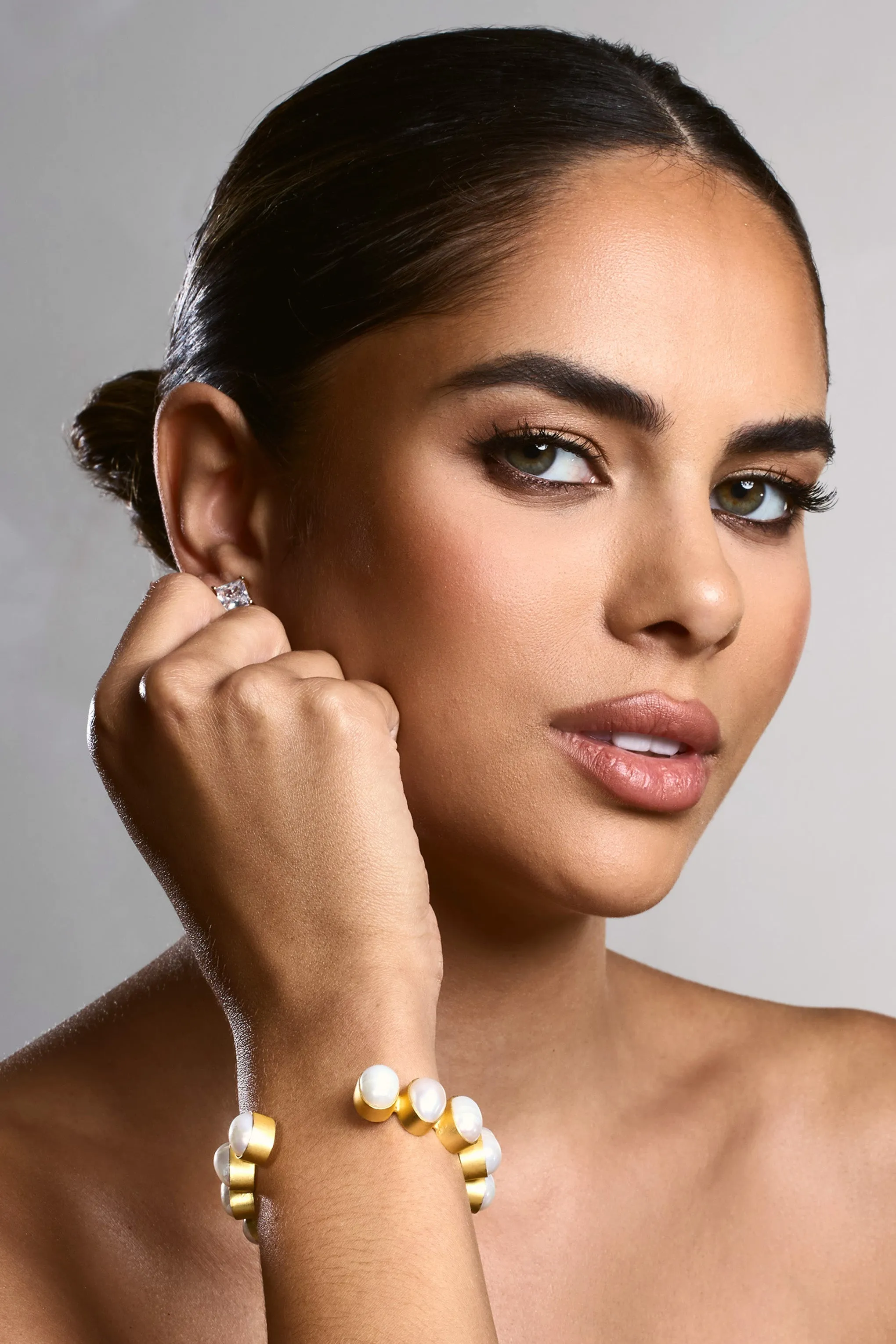 Pebbles | Gold Iridescent Shell Chunky Bangle