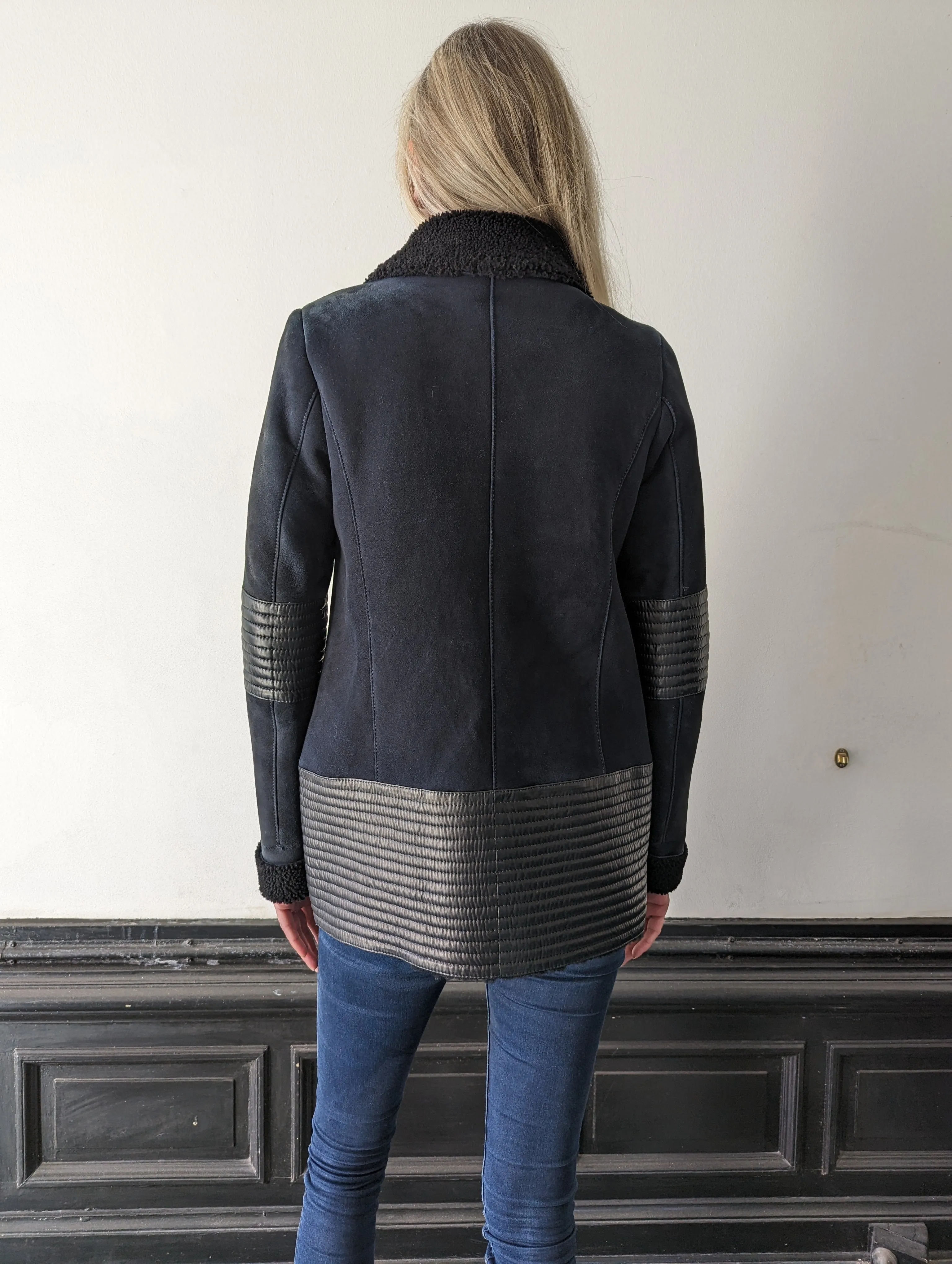 Smilla, 75 cm. - Suede Lamb - Women - Dark Navy