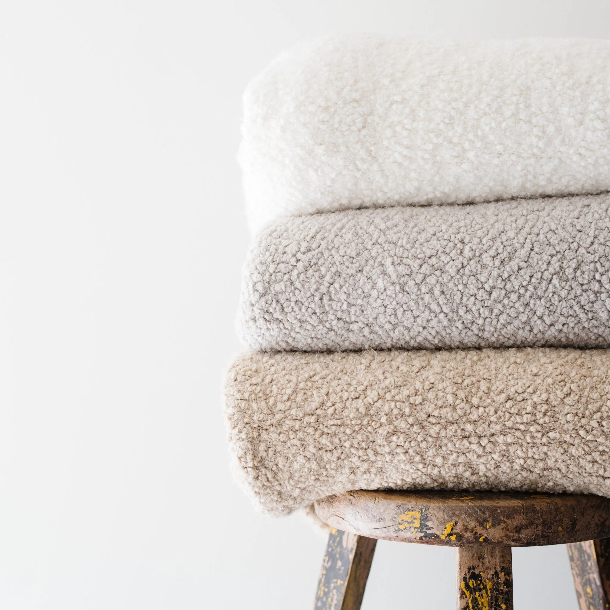 Snow White Boucle Large Throw Blanket