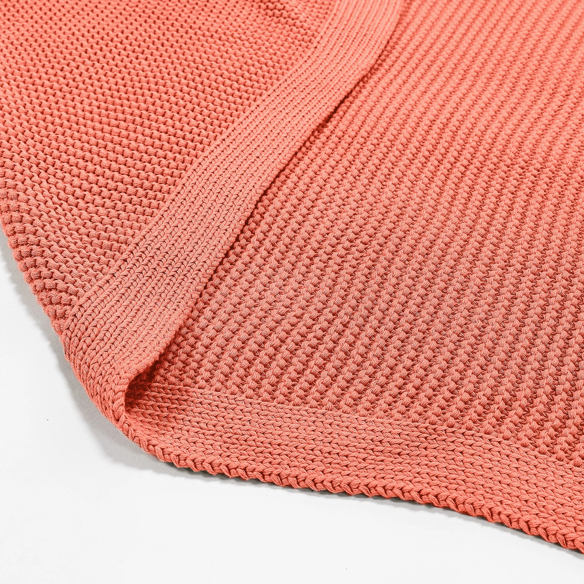 Throw / Blanket - Ellos Knitted Coral Pink