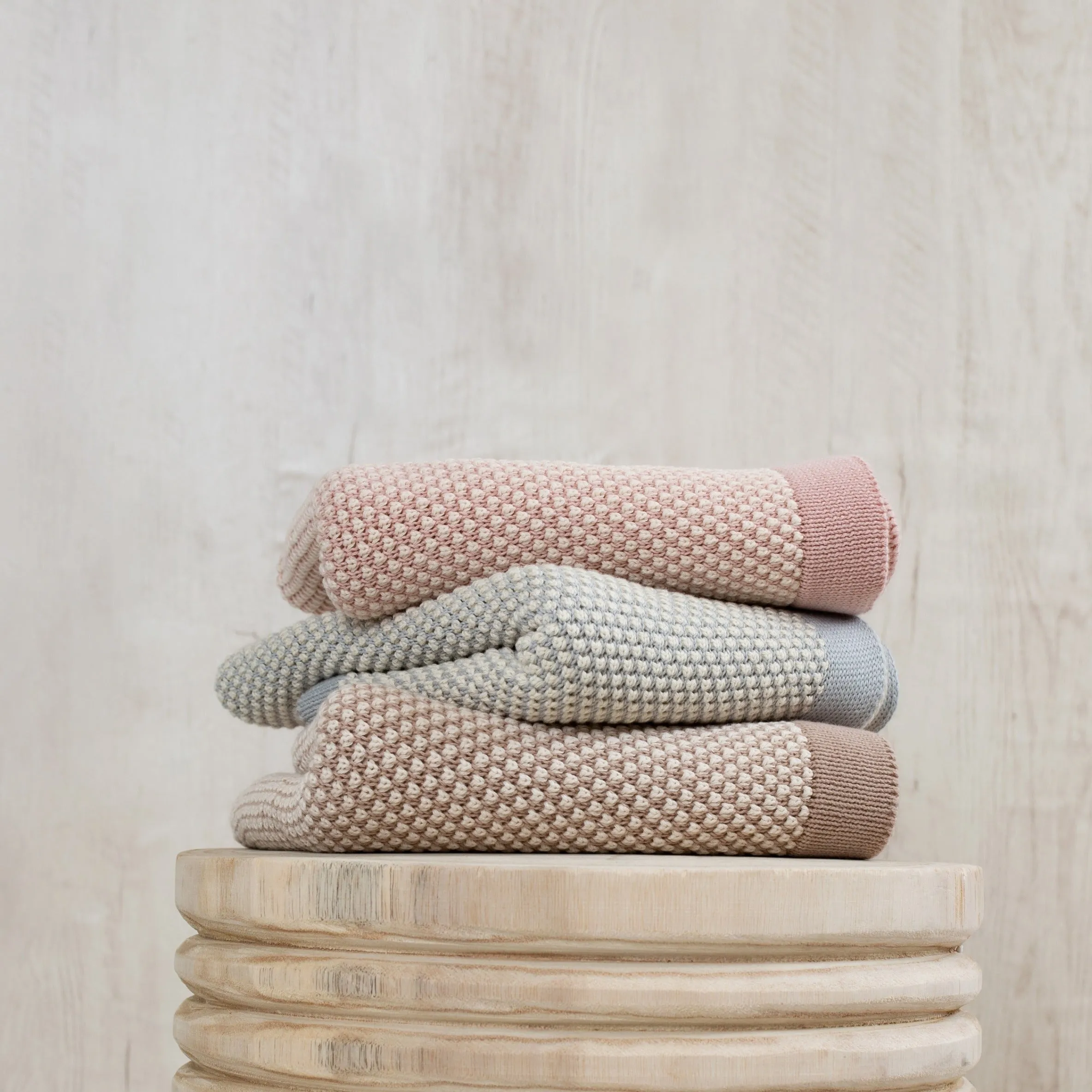 Two-Tone Knit Blanket