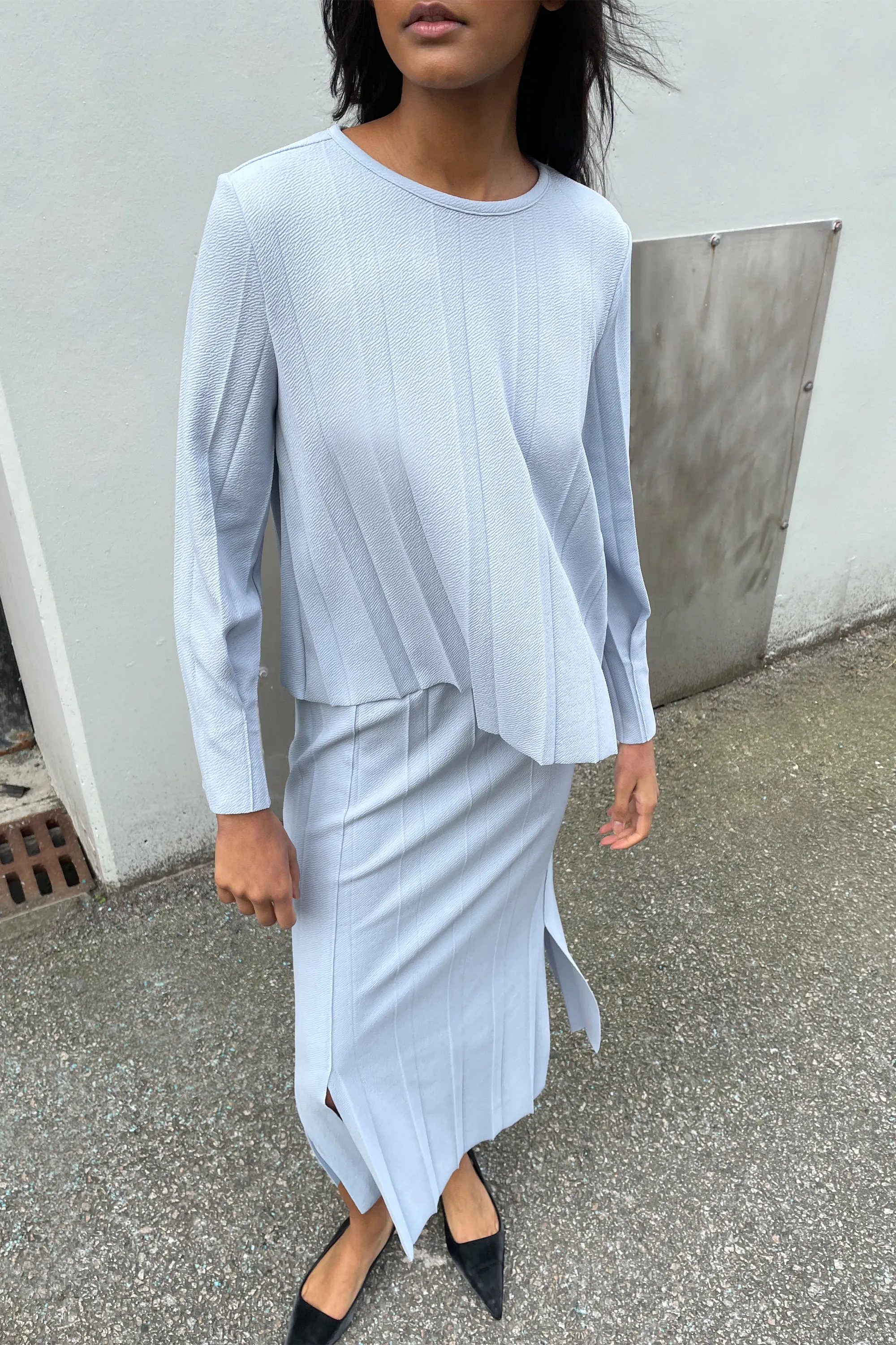 WIDE RIBBED MIDI SKIRT